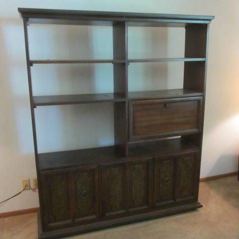 lot 6 image: Bookcase With Desk