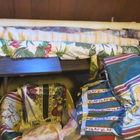 lot 95 image: Rolls Upholstery Fabric