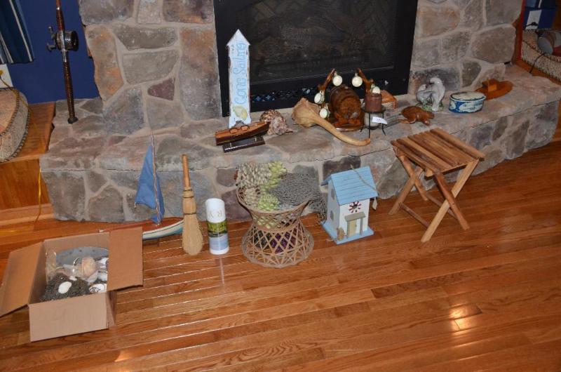 lot 101 image: Decor as pictured, ceramic doves, model boat,...