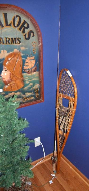 lot 49 image: South Bend fishing rod No. 10 & one vinta...
