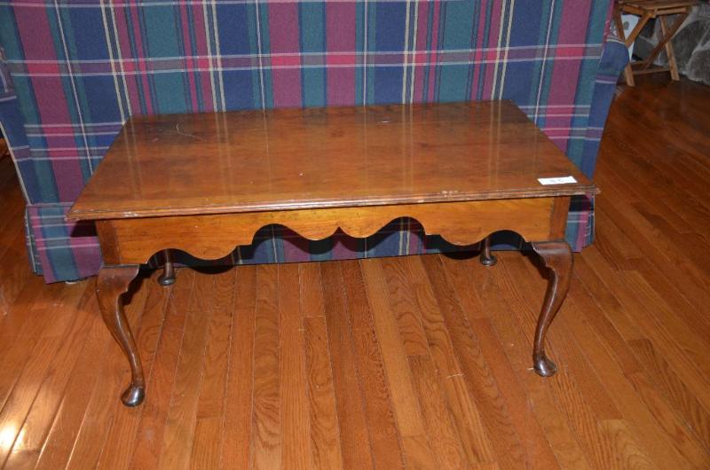 lot 53 image: Wood coffee table 37x22"....