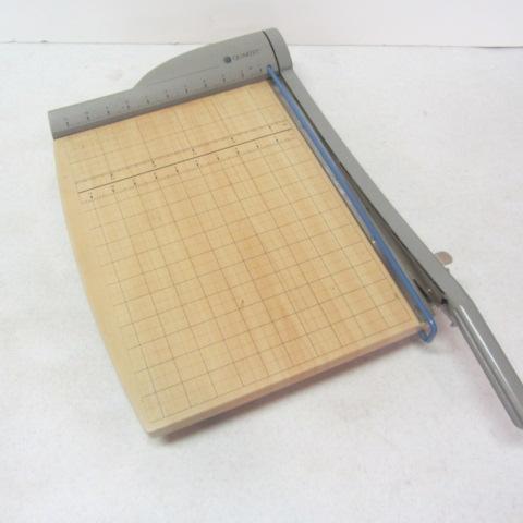 Paper Cutter