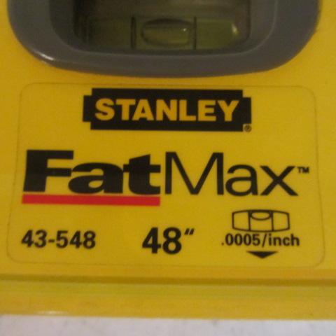 Fat Max 48 Level & Case