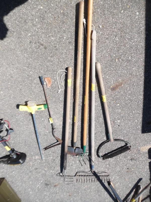 Yard and garden tools