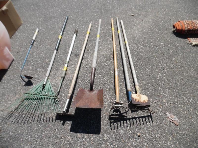 Yard and garden tools