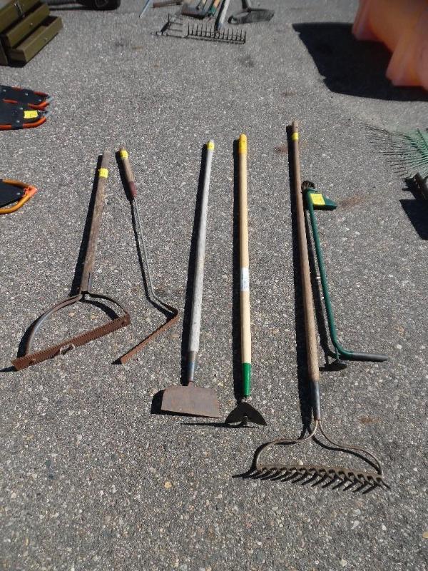 Yard and garden tools
