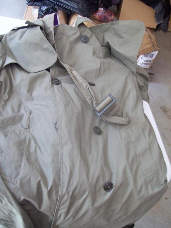 lot 36 image: Used USMC Military Surplus Trench Coat