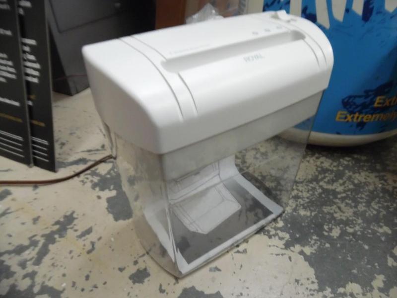 lot 22 image: Micro Paper Shredder