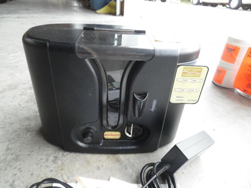 Cigarette making machine