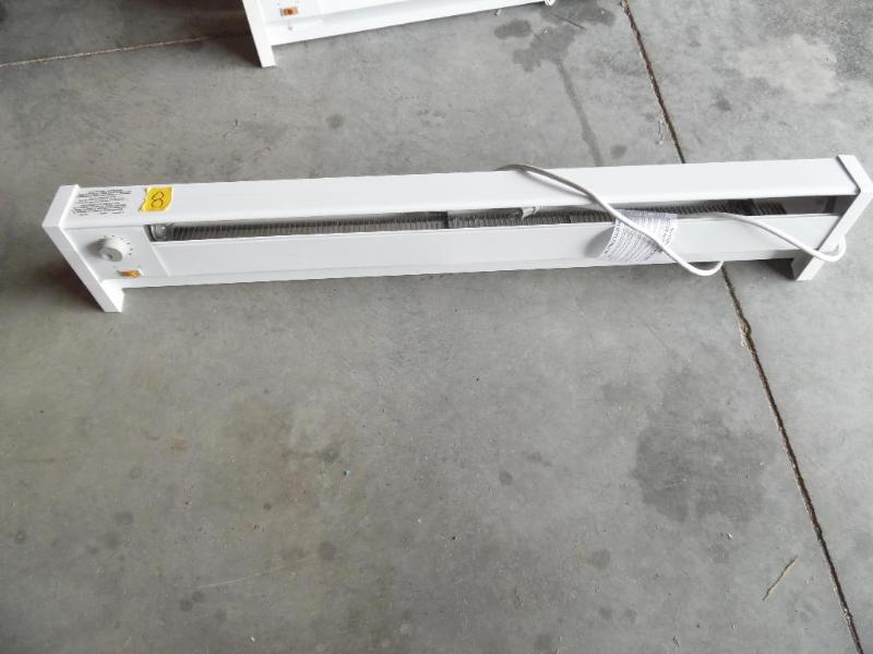 Electric baseboard heater