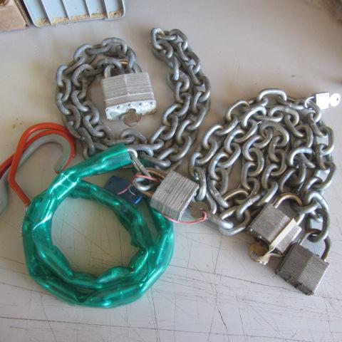 Chain & Padlocks