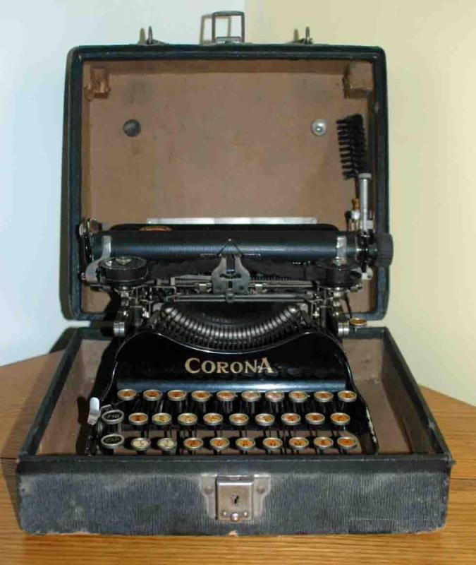 Corona 1920 Folding Typewriter w Case