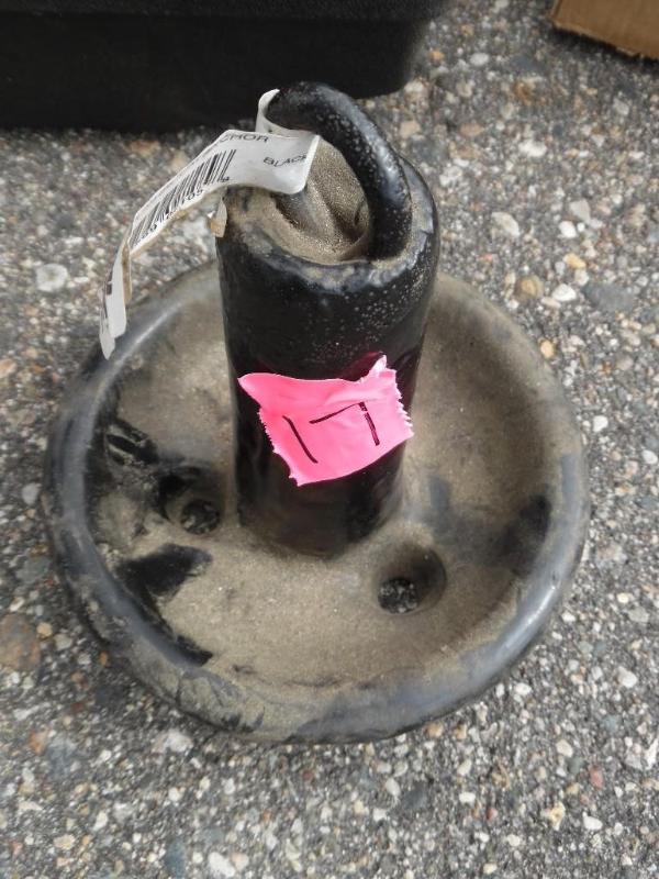 lot 17 image: Boat anchor