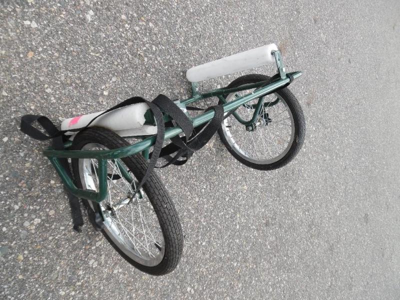 lot 27 image: Wheeled canoe toter