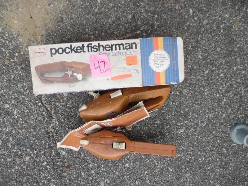 lot 42 image: Pocket Fisherman