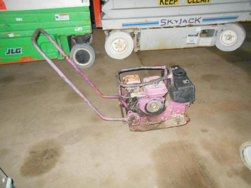 lot 18 image: Asphalt Gravel Tamper. Walk Behind.