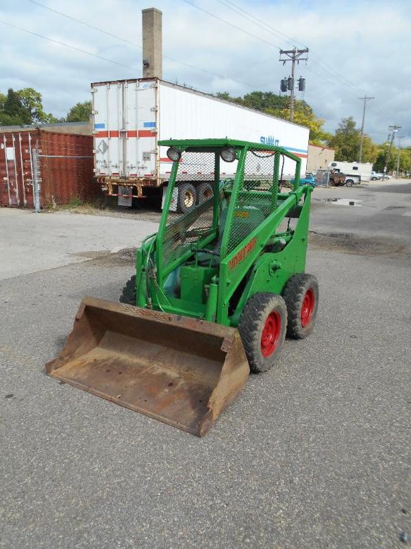 lot 6 image: Mitey Mac Skidsteer  Bobcat. NO RESERVE
