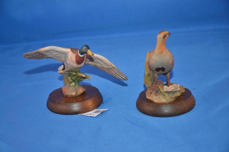 lot 107 image: 2 Anri Italy Wildlife Wood Sculptures   Mall...