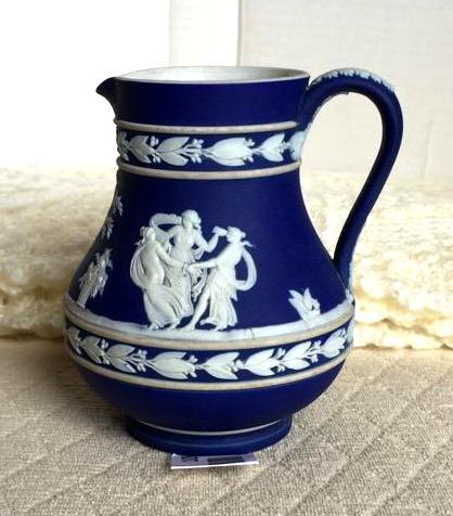 lot 109 image: Wedgwood small pitcher 5" tall cobalt bl...