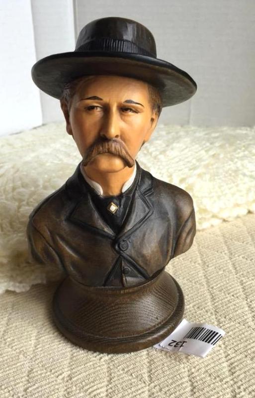 lot 132 image: Anri Woodcarving Italy Wyatt Earp by Edward R...
