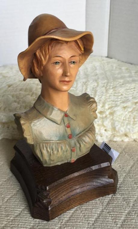 lot 136 image: Anri Woodcarving Pioneer Woman Edition 1000 o...