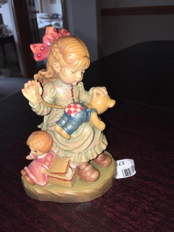 lot 171 image: Anri Italy&nbspHand Signed by Craftsman Ulri...