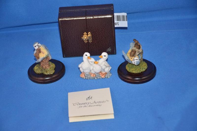 lot 186 image: 3 Hand painted Cast Resin figurines by Countr...