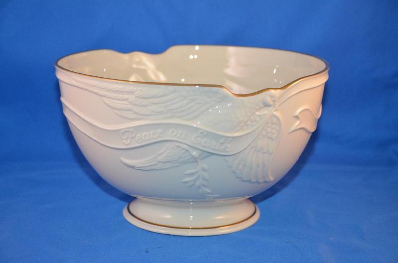 lot 189 image: Lenox &quotThe Millenium of Peace Bowl"...