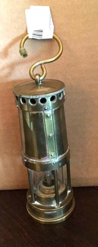 lot 192 image: Small oil lantern E.Thomas & Williams LTD...