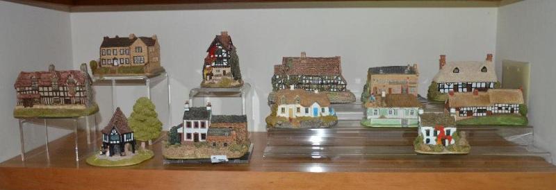 lot 209 image: 12 Cottages - probably LILLIPUT LANE. Please ...
