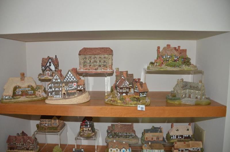 lot 210 image: 6 Houses on stands as pictured. Some are LILL...