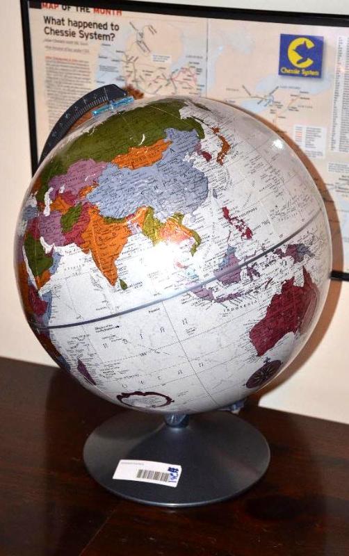 lot 261 image: Replogle 12" globe Platinum Classic Seri...