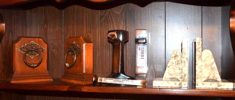 lot 263 image: 3 Bookend Sets. Last &nbspspike driven at Co...