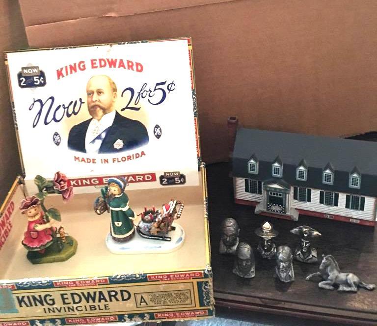 lot 294 image: Lot of Collectibles. Kindertraum. Katherine W...