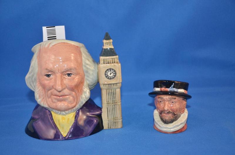 lot 34 image: 2&nbspRoyal Doulton Character Toby&nbspJugs...