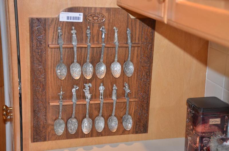 lot 61 image: Rare Franklin Mint Grimms Fairy Tale Spoons ...
