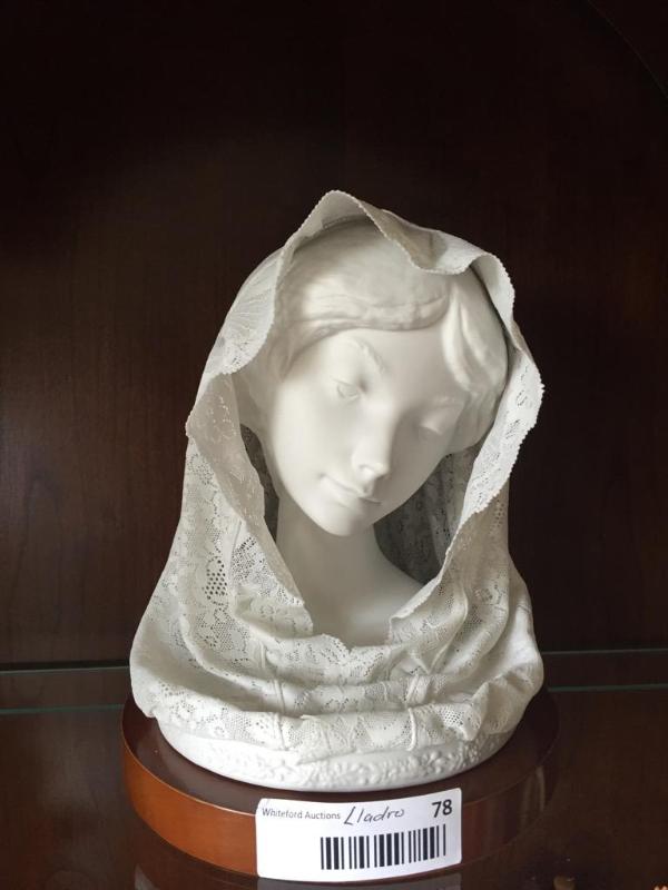 lot 78 image: Lladro White Bust of woman with Lace Veil. 8 ...