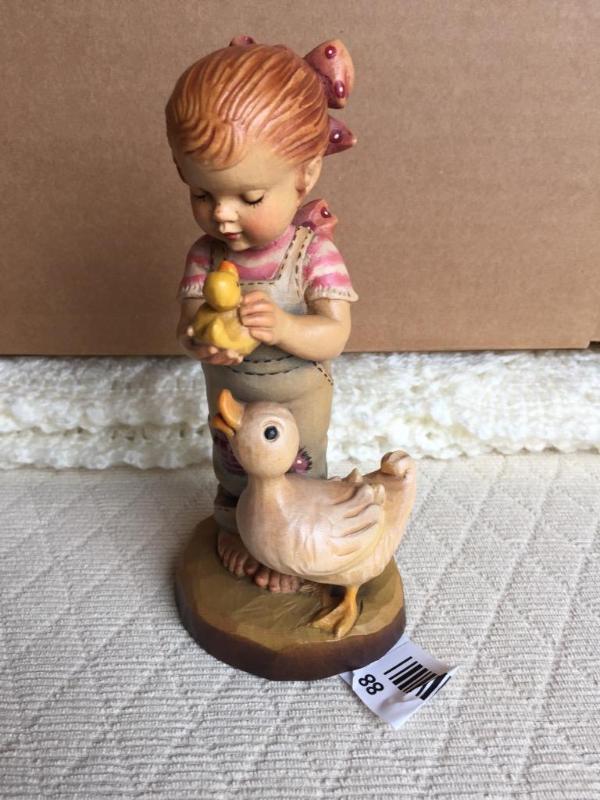 lot 88 image: Anri Italy&nbspWood Carving Sarah Kay "...