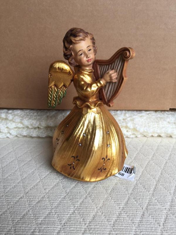 lot 89 image: Anri Italy Wood Carving Music Box Beautiful A...