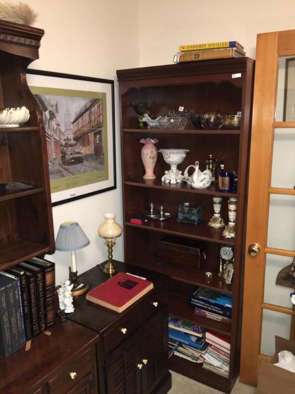 lot 14 image: Bookshelf 6 shelves 76" tall 30" wi...