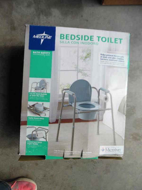 lot 16 image: Bedside toilet