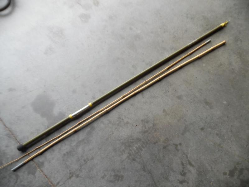 lot 17 image: Flycast rods