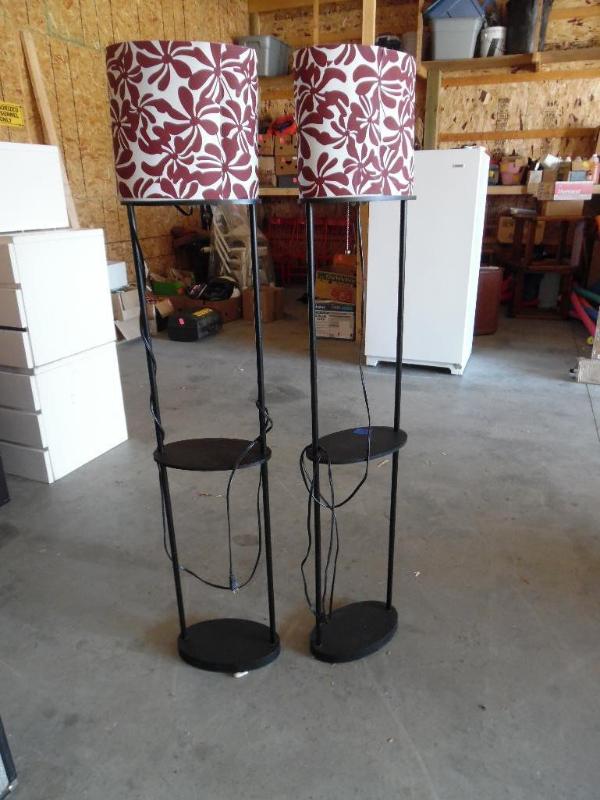 lot 1 image: Lamps