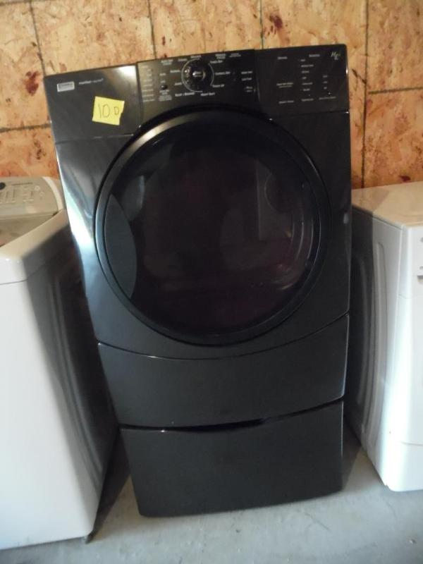 lot 10 image: Kenmore dryer