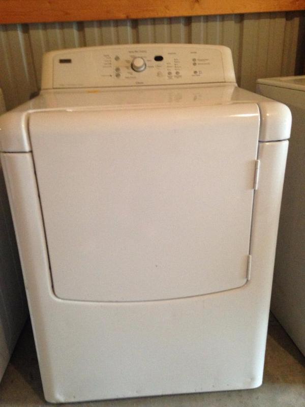 lot 18 image: Kenmore Elite dryer