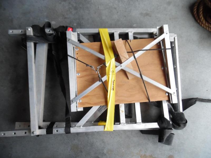 lot 23 image: Portable deer stand