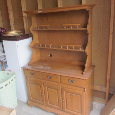 Maple MCM Sideboard