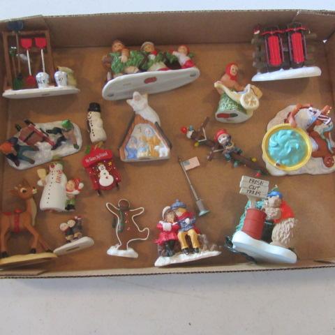 Village Figures & Decorations