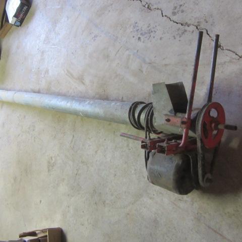 lot 109 image: Grain Auger