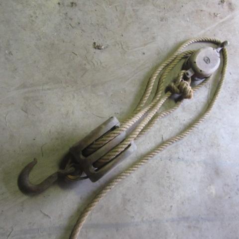 lot 115 image: Block & Tackle with Wood Pulleys